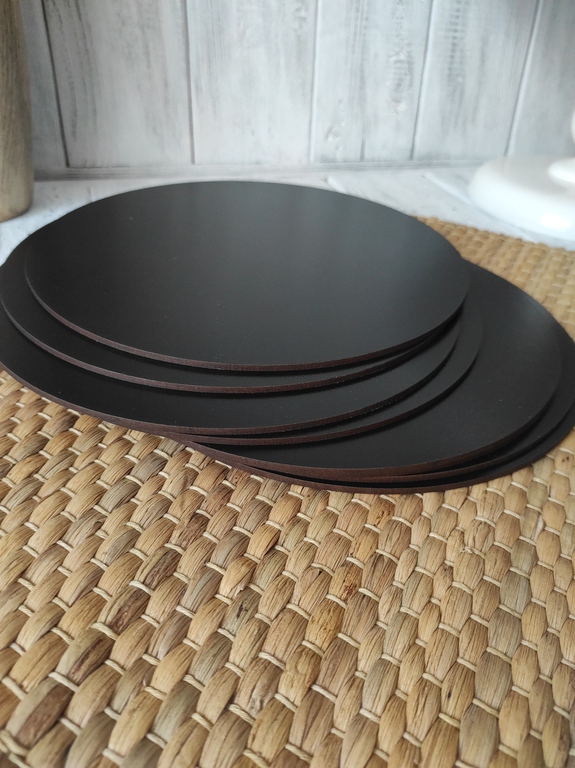 Podkłady pod tort okrągłe 26 cm czarna HDF 5 szt (3)