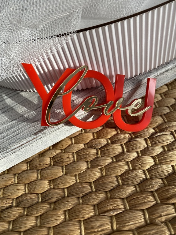 Topper Love YOU czerwony i złoty plexi 9*4 cm 