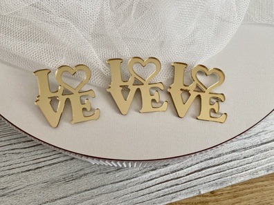 Topperki mini love 3 szt złote plexi 4*4 cm 