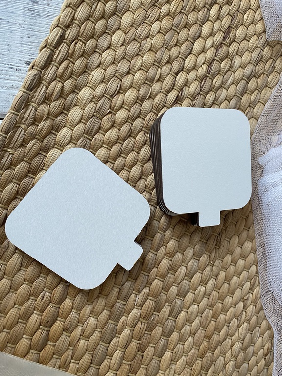 Podkład pod monoporcje, Bankietówki 8 cm 10 szt kwadratowe (3)